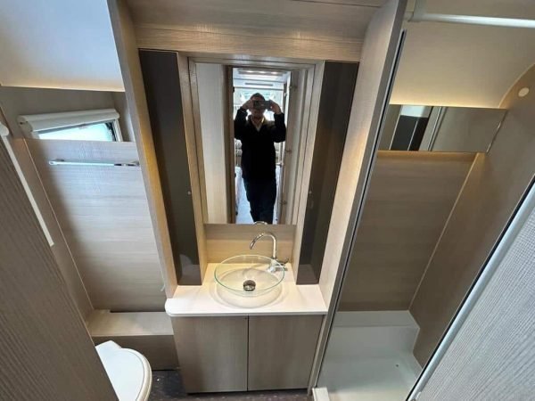 2019 Adria Adora 612DL Seine - Image 7