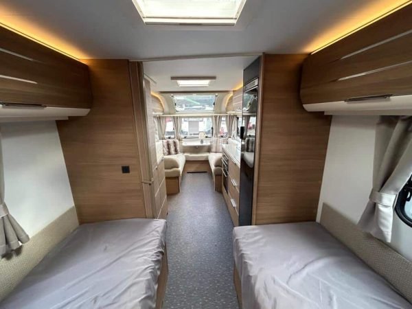 2019 Adria Adora 612DL Seine - Image 8
