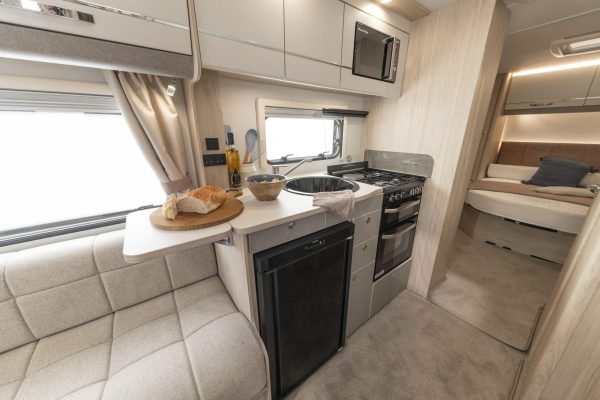 2025 Elddis Avante 550 - Image 16