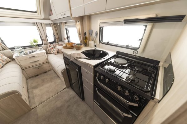 2025 Elddis Avante 550 - Image 17