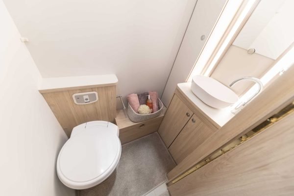 2025 Elddis Avante 550 - Image 25
