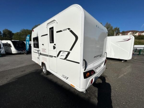 2019 Bailey Phoenix 420 SE - Image 2