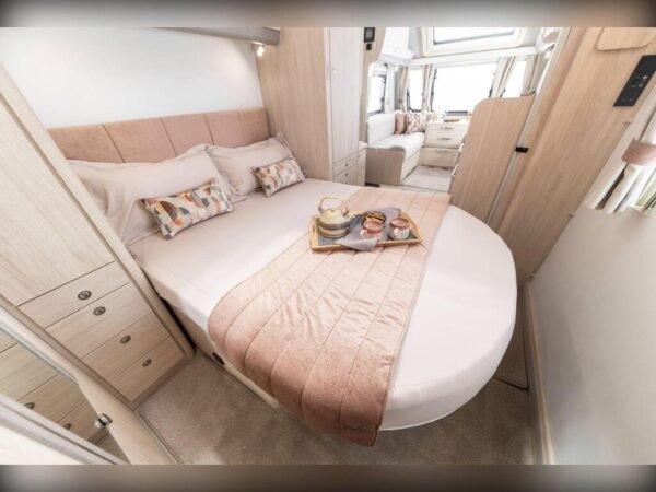 2025 Elddis Avante 554 - Image 2