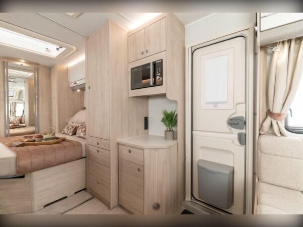 2025 Elddis Avante 554 - Image 3