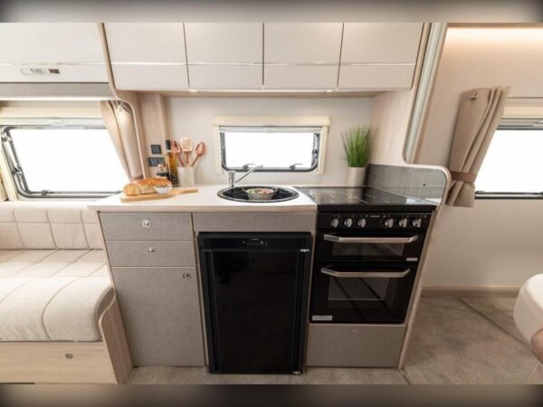 2025 Elddis Avante 554 - Image 8